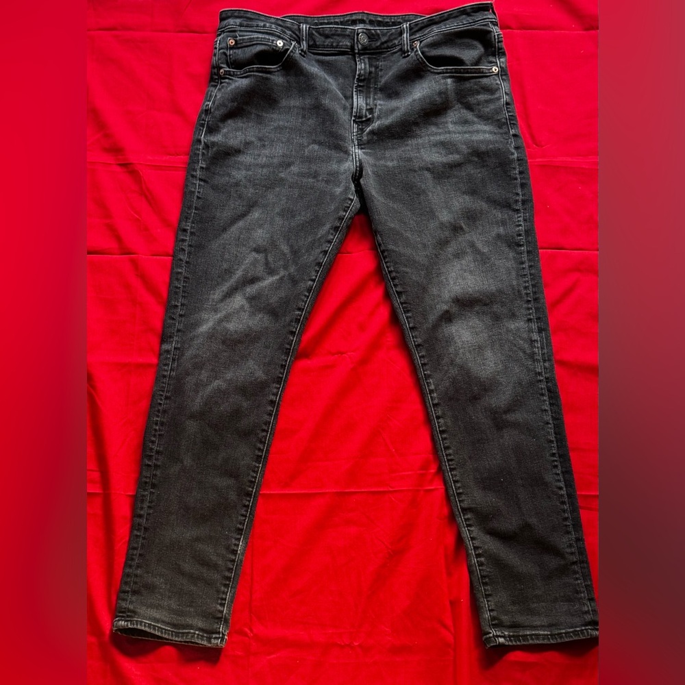 Black American Eagle men’s jeans size 36x32